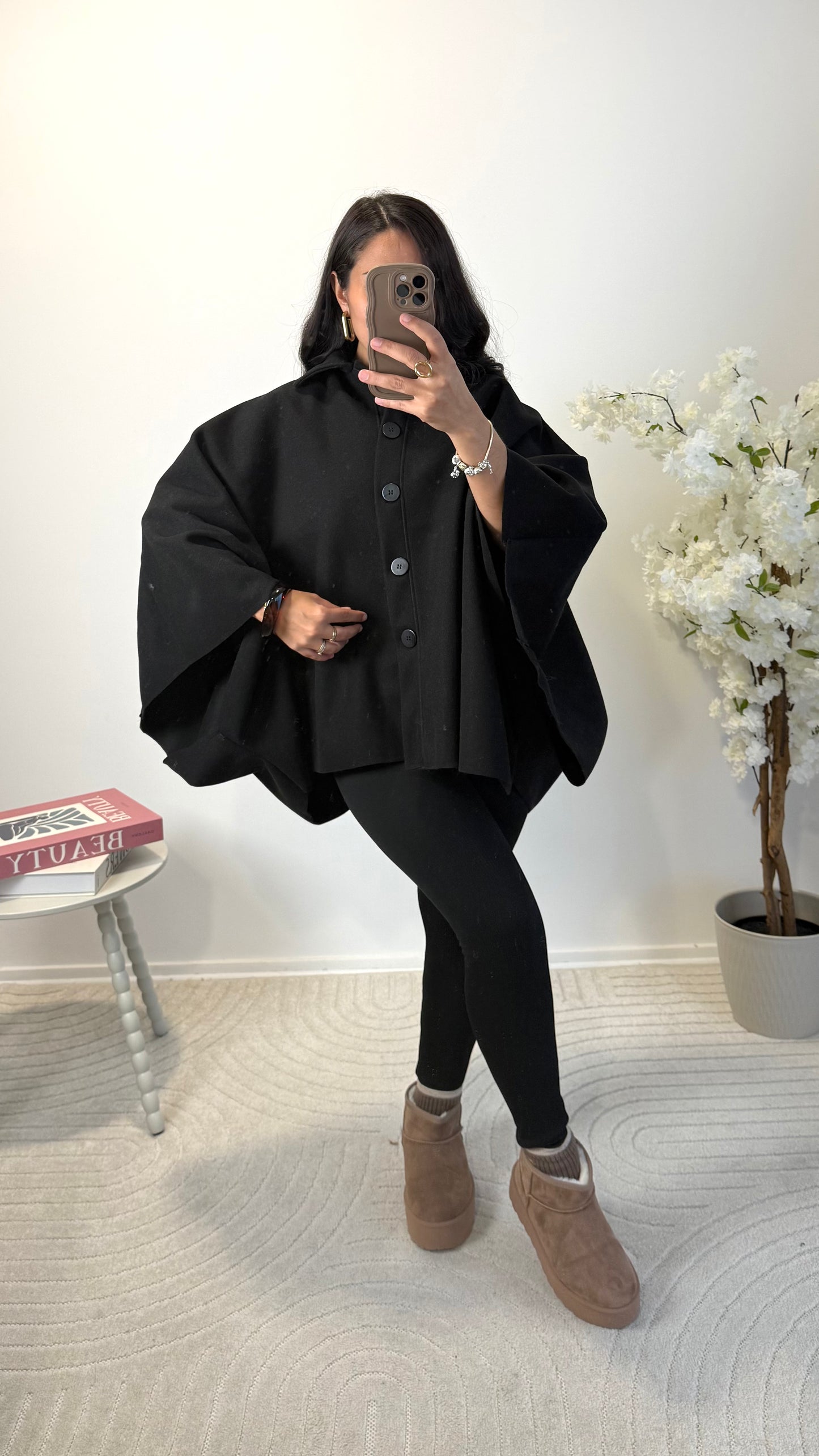 CAPE AVEC MANCHES BLACK