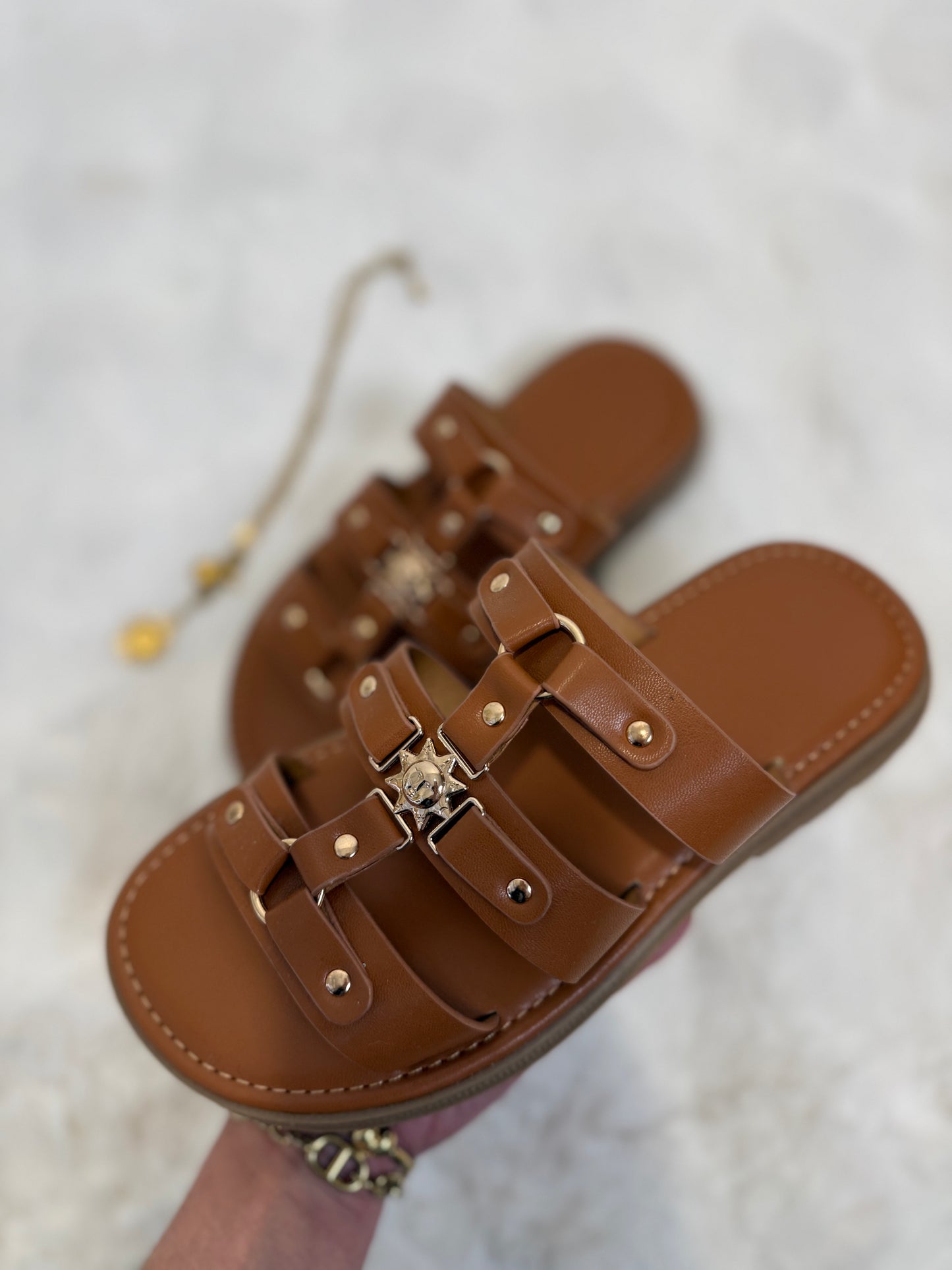 SANDALE CÉLIA CAMEL
