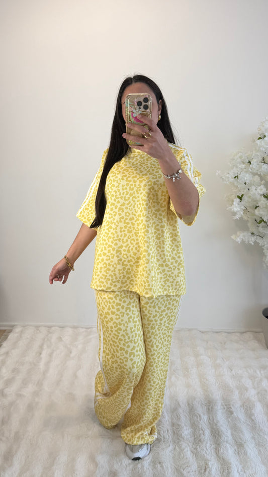 ENSEMBLE JOGGING LÉOPARD JAUNE