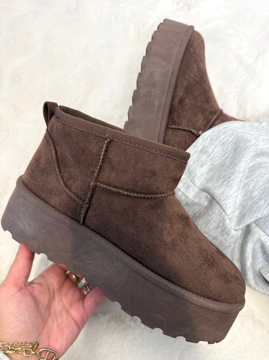 BOOTS CHOCO
