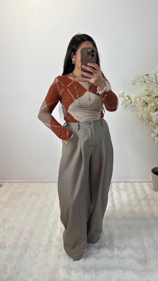 PANTALON BALLON TAUPE (Précommande envoi à partir de mardi 9 décembre )